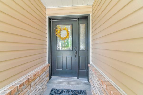 Siding Panel Repair in Oakland