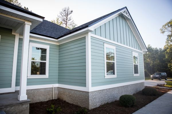 Cost of Board Siding Repair in Oakland